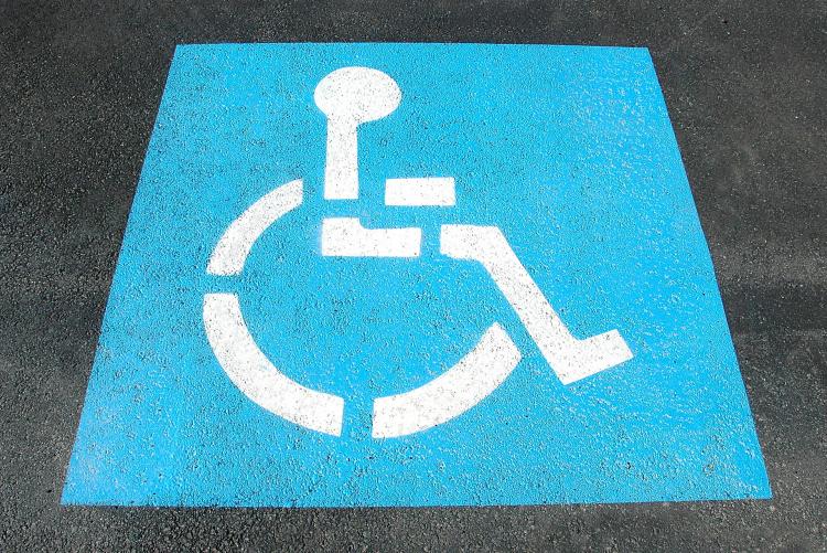 handicap disabili parcheggio