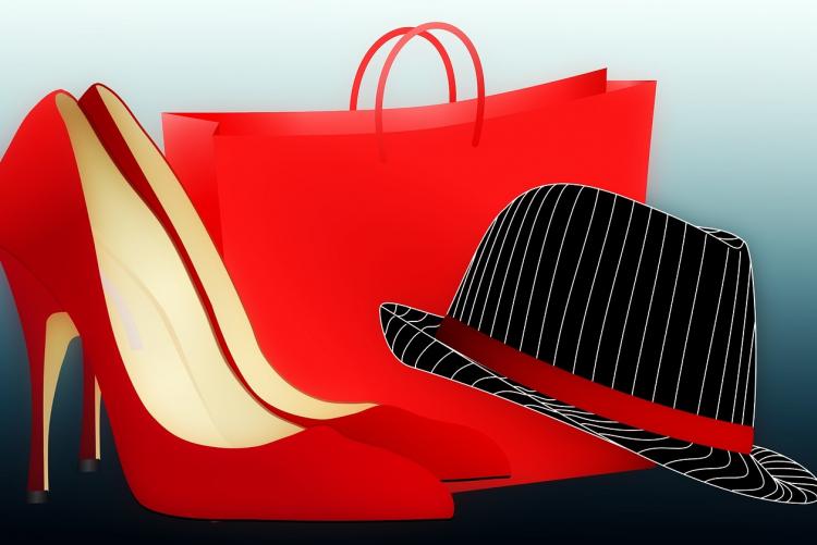 Disegno shopping di kalhh da Pixabay 